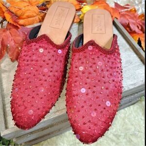 NIB Mystique HANDMADE Leather slides hand-sewn Sequins GORGEOUS